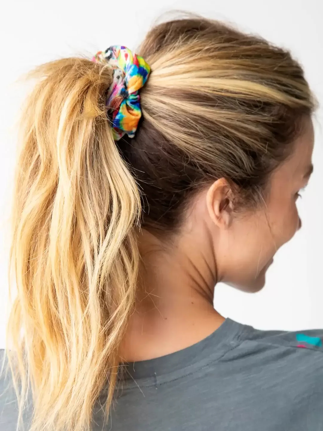 Hideaway Scrunchie - Fuchsia