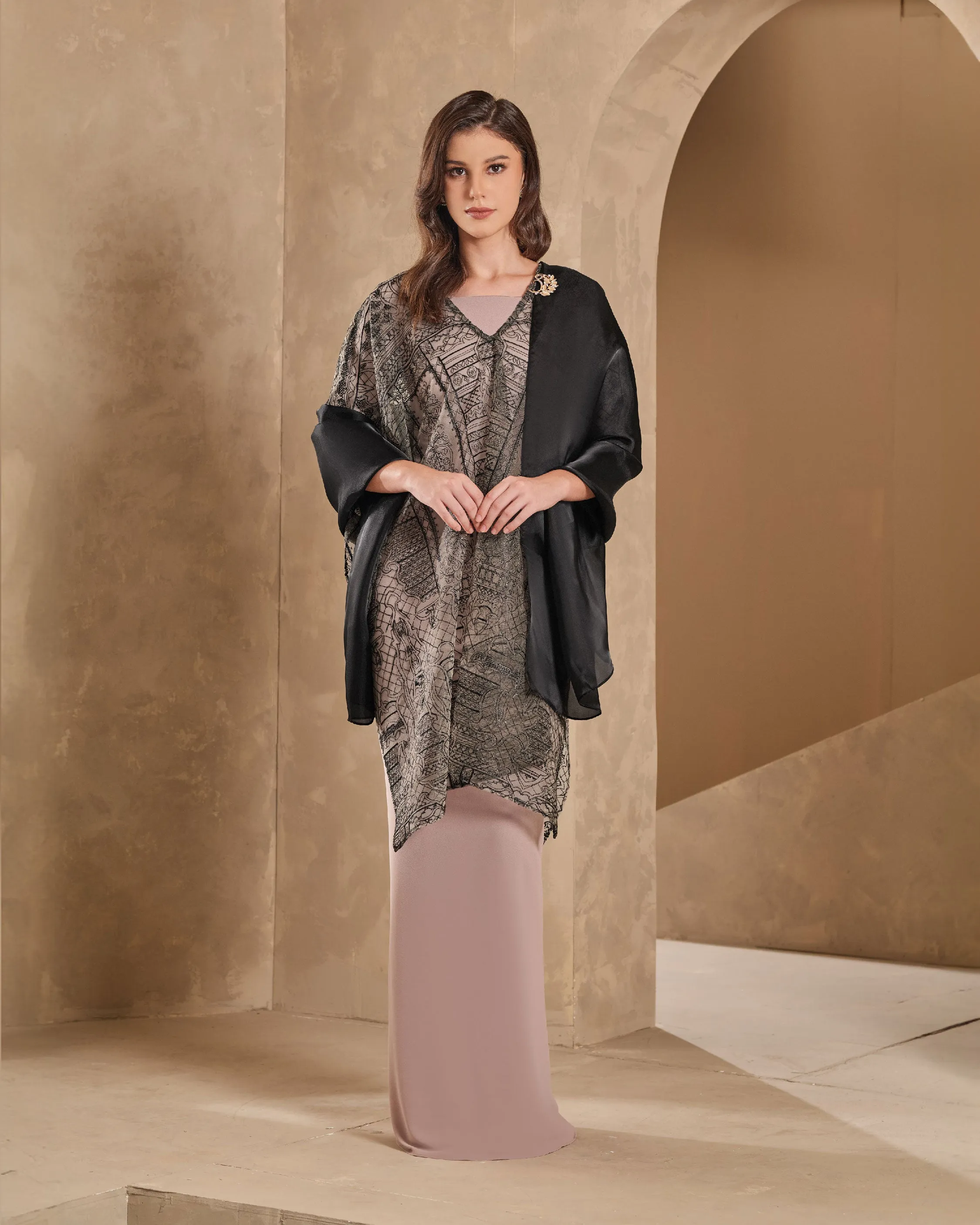 LOUISE LUXE - BLACK